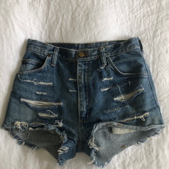 Vintage Wrangler Shorts - Picture 1 of 3